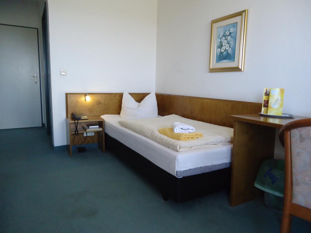 Greenline Hotel Hellfeld Neubrandenburg Eksteriør bilde