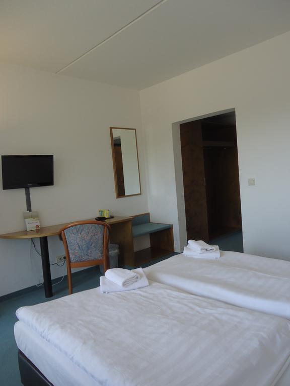 Greenline Hotel Hellfeld Neubrandenburg Eksteriør bilde